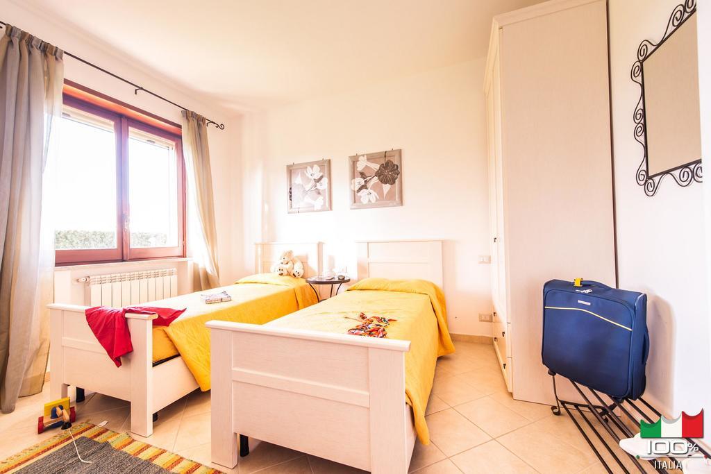 Livingapple Beach Minturno Exterior photo