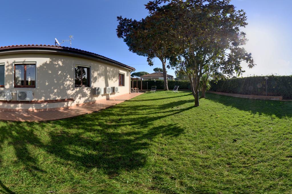 Livingapple Beach Minturno Exterior photo