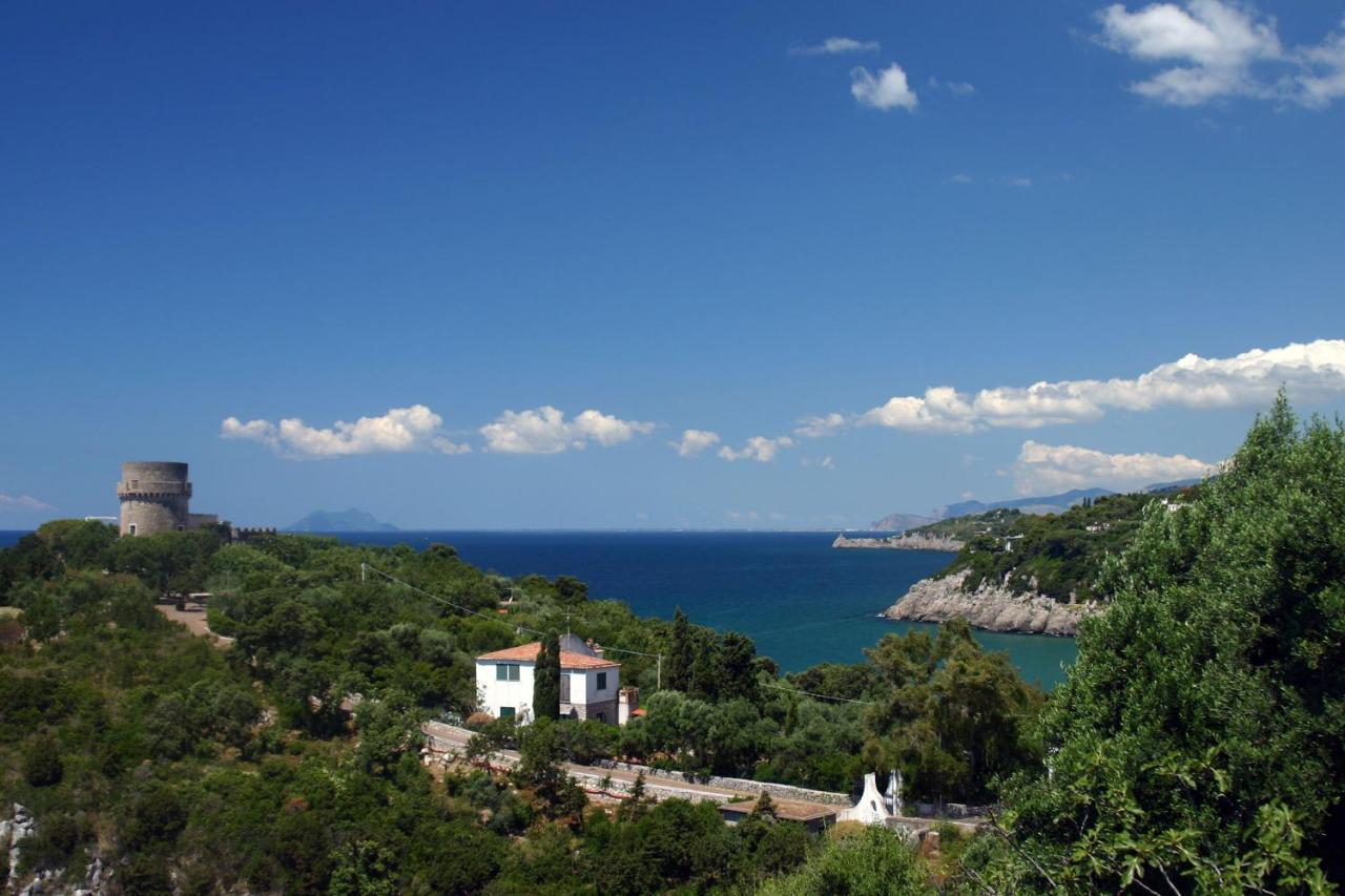 Livingapple Beach Minturno Exterior photo